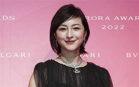 広末 涼子 ビキニ|広末涼子（42）が解禁した「ビキニ写真集」と「子 .